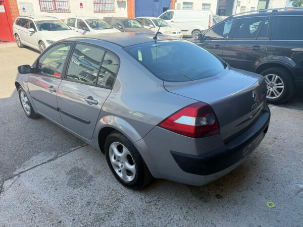 RENAULT MEGANE 1.5, 100 CV - Imagen 12