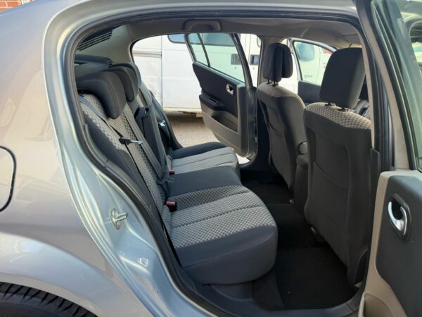 RENAULT MEGANE 1.5, 100 CV - Imagen 14