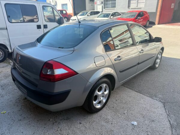 RENAULT MEGANE 1.5, 100 CV - Imagen 18