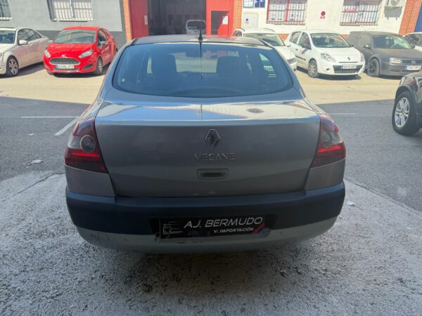 RENAULT MEGANE 1.5, 100 CV - Imagen 6