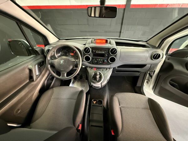 PEUGEOT PARTNER TEPEE ACCESS 1, 1.6 BLUEHDI, 100 CV - Imagen 6
