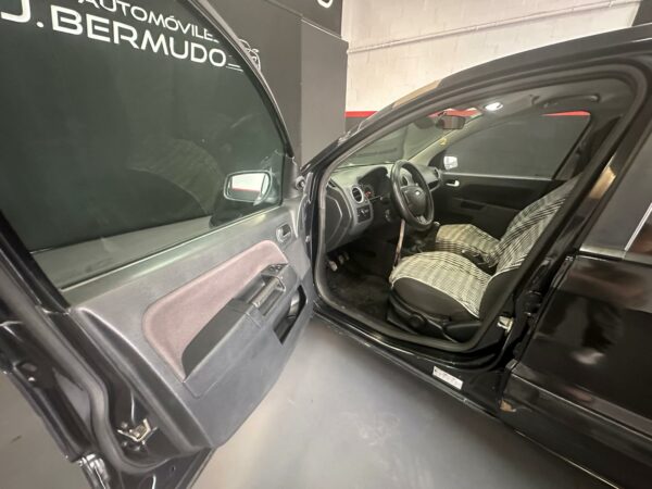 FORD FUSION 1.4, 68 CV - Imagen 4