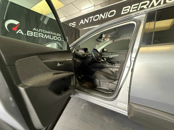 PEUGEOT 3008 1.5 ACTIVE BLUEDHI, 130 CV - Imagen 6