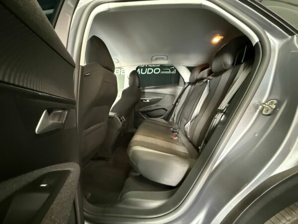 PEUGEOT 3008 1.5 ACTIVE BLUEDHI, 130 CV - Imagen 8