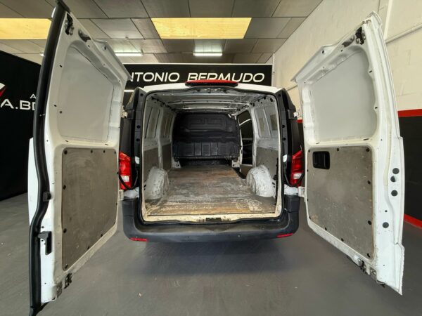 MERCEDES-BENZ VITO 111 CDI LARGA, 114 CV. - Imagen 10