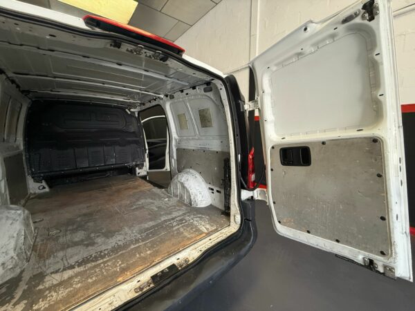 MERCEDES-BENZ VITO 111 CDI LARGA, 114 CV. - Imagen 11