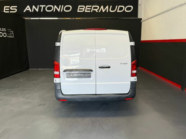 MERCEDES-BENZ VITO 111 CDI LARGA, 114 CV. - Imagen 4
