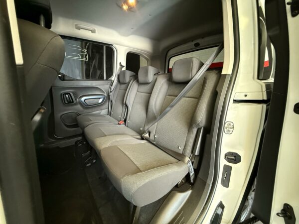 PEUGEOT RIFTER 1.5 BLUEHDI ,102 CV - Imagen 9