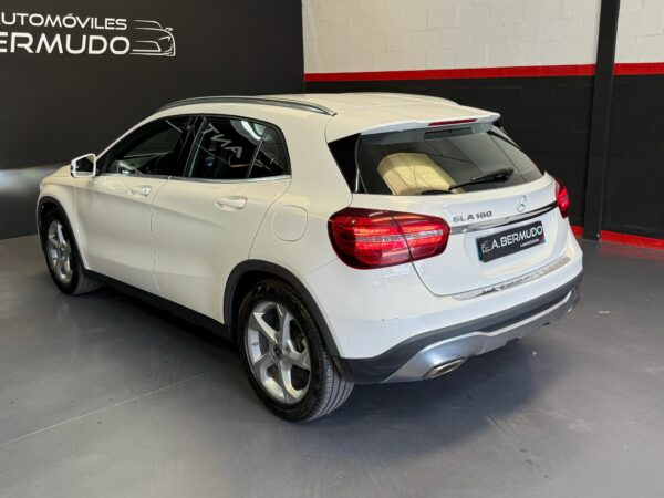 MERCEDES GLA  180 1.6, 122 CV - Imagen 10