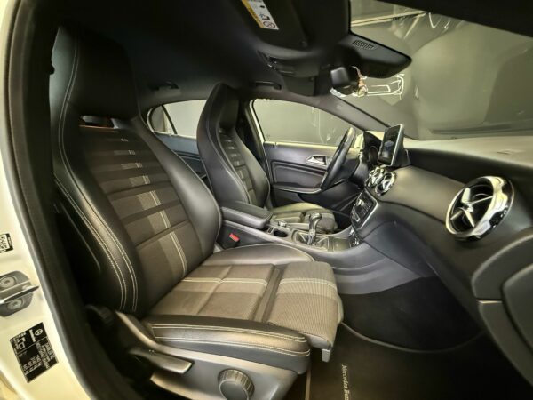 MERCEDES GLA  180 1.6, 122 CV - Imagen 15