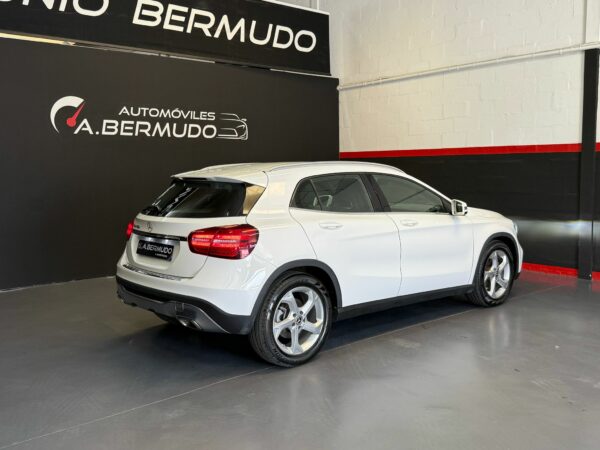 MERCEDES GLA  180 1.6, 122 CV - Imagen 18