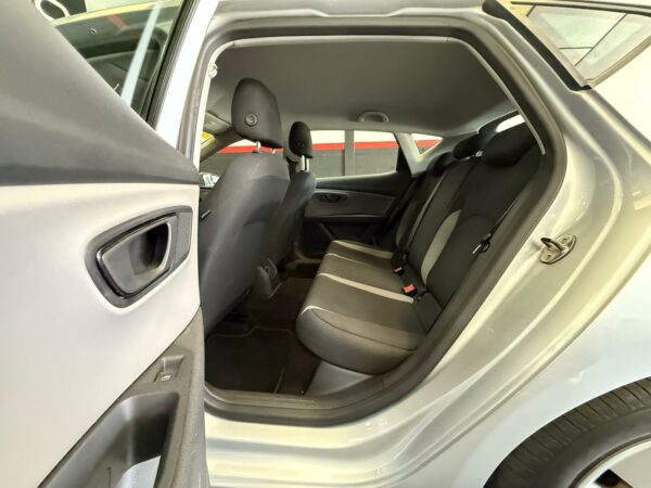 SEAT LEON 1.6 TDI, 105 CV - Imagen 10