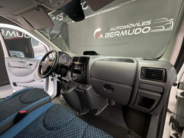 FIAT SCUDO FURGON BUSINESS CORTO 1.6, 90 CV. - Imagen 5