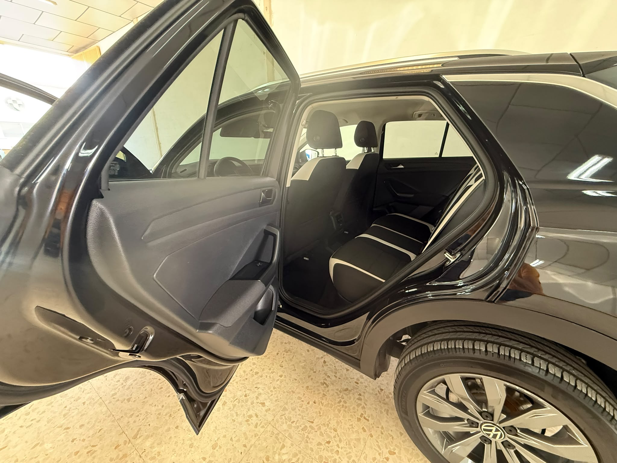 VOLKSWAGEN T- ROC 1.5 TSI EVO 150 CV DSG7 - Imagen 12