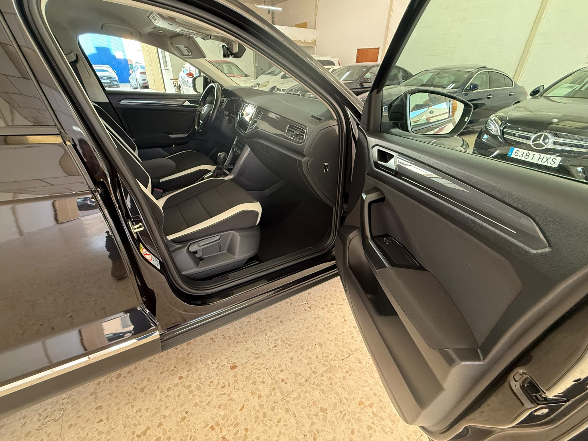 VOLKSWAGEN T- ROC 1.5 TSI EVO 150 CV DSG7 - Imagen 18